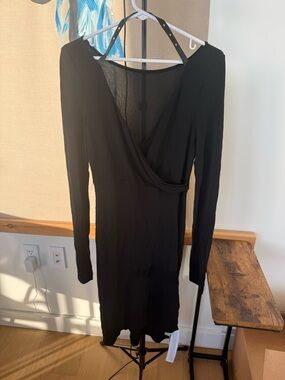 Off-white Elegant Black Long-Sleeve Wrap Dress